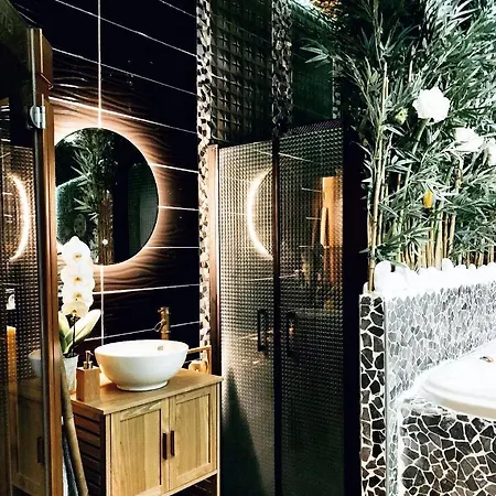 Maison d'hôtes Jungle Vibes - Jacuzzi - Sauna