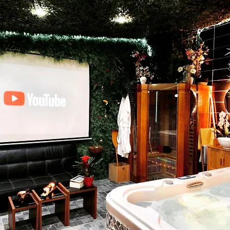 Jungle Vibes - Jacuzzi - Sauna Maison d'hôtes
